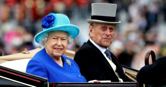 Uma olhada na coroação da rainha Elizabeth II: fotos