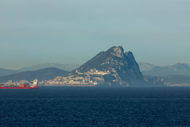 O navio de pesquisa chinês estragou a rede do Nate

