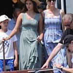 Ivanka Trump foi descoberto e desfrutado de um dia em Veneza com seu marido, Jared Kushner, e seus três filhos antes do casamento de Jeff Bezos e Lauren Sanchez