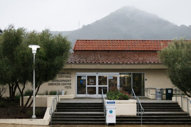 O orçamento de Morgan Hill mostra milhões na falta da cidade


