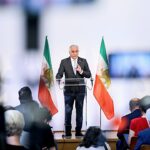 O príncipe exílio alerta o exército iraniano contra uma "chance final" de ficar no modo