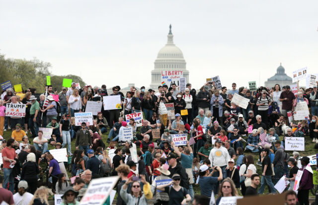 O protesto de 'No Kings' Fiot -Trump prevê o aniversário do presidente - o que você sabe

