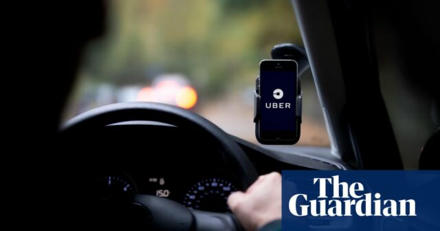 O segundo estudo acha que o Uber usa o algoritmo opaco para estimular drasticamente o lucro

