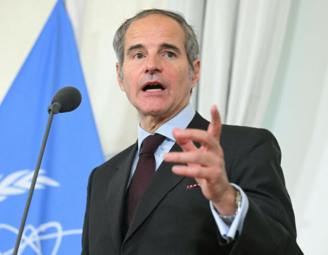 O urânio enriqueceu o Irã é o vigia do Irã-nuclear

