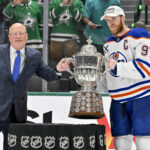 O vice -comissário da NHL, Bill Daly, também sacode preocupações tributárias estaduais nas negociações da CBA