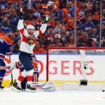 Oilers vs. Panthers Stanley Cup final Com 6 Elogios, Melhor