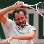 Open livre: Medvedev supera Manarino, Mertens e Andreescu
