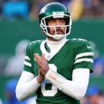 Os Steads recebem promessas importantes de Aaron Rodgers entram em 2025