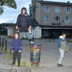 Os bens britânicos "sem lei", onde os habitantes afirmam que foram "deixados a podres" e são aterrorizados por "Wannabe gângsteres de balaclava que causam carnificina"