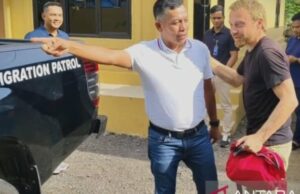 5 Fatos virais de turistas caucásicos raivosos porque são ridicularizados por uma criança em Maros Os caucasicos virais da Polônia ameaçam crianças em Maros, acontece que essa é a história!