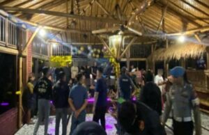 Os participantes do partido gay de Bogor recebem RP 200 mil por pessoa, divulgando convites sob o aparecimento de reuniões de família Os participantes do partido gay de Bogor recebem RP 200 mil por pessoa, divulgando convites sob o aparecimento de reuniões de família