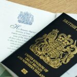 O custo de um novo passaporte pode aumentar em £ 32 na última batalha por milhões de viajantes britânicos (foto de arquivo)