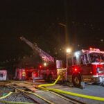 Overnight East Bay Bay Wildfire queima seis de manhã