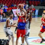 PBA Phoenix Fuel Masters 'Durante o jogo da PBA Filipin Cup