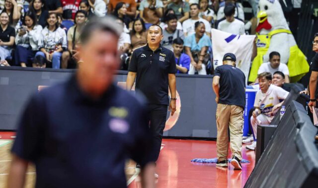 Magnolia Hodshots Treinador Chito VictoLero PBA Filipin Cup Game novamente Barangay Ginebra Gin Kings