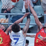 Os pintores (vermelho) e Tropang 5G venceram uma maneira estreita com o TNT, 111-103 em uma rodada de qualificação apertada. —AGUTA DELA CRUZ
