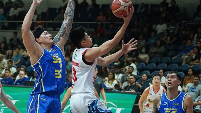 Gian Mamuyac muda na defesa da TNT para uma ordem. —AGUTA DELA CRUZ