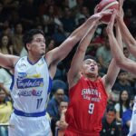 Scottie Thompson e Gin Kings passaram o Hotshot para uma grande vitória no fim de semana. —AGUTA DELA CRUZ