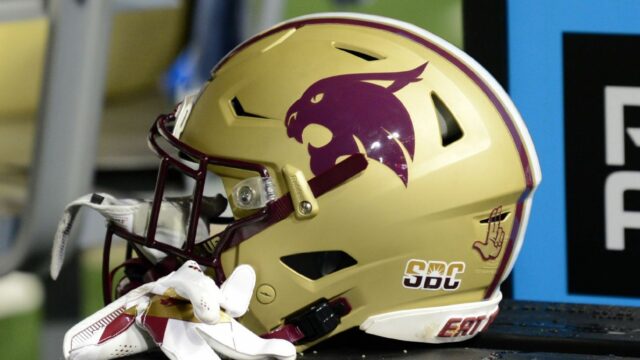 Pac-12 Acull Texas St. antes do relançamento '26

