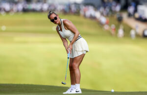 Paige Spiraca revela porque o vestido de menu é mais sobre o campo de golfe Paige Spiraca revela porque o vestido de menu é mais sobre o campo de golfe