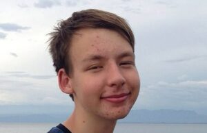 Passageiro de tubo que matou engenheiro “leve”, 28, com um lugar porque ele passou por ele na escada rolante pode ganhar menos de seis anos de prisão Samuel Winter morreu após o soco por Rakeem Miles na estação de metrô Southwark