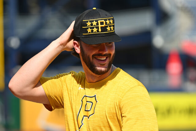 Paul brinca com Red Sox? O comércio insano tem pensado no host da rede MLB

