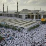 Peregrinação à Mesquita de Namirah: Antecipando o caminho histórico em Padang Arafat
