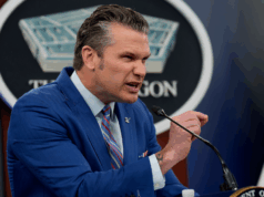 Pete Hegseth denuncia relatórios ‘fabricados’ e ‘inflamatórios’ sobre ataques de barcos de drogas: ‘notícias falsas’ Pete Hegseth Tuingles com repórter repórter Reporter através do vídeo de perguntas do Irã