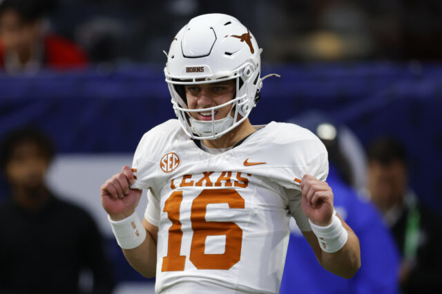 Peyton Manning Não volte para Longhorns QB Bow Bow

