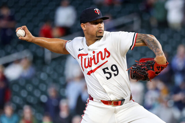 Phillies de gêmeos 'Dangle' mais perto 'mais perto de Utilitários mais próximos, como chips

