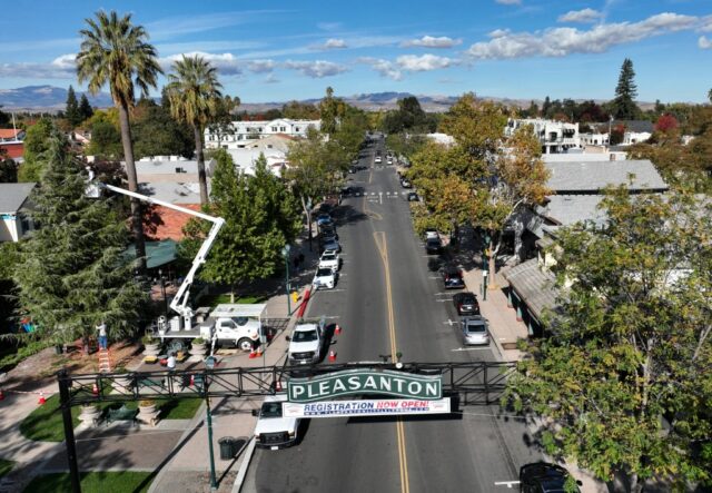 O vice -administrador da cidade Pamela Ott, que se aposentará nesta semana, é mostrado nesta foto de cortesia. (Com a gentil permissão de Pleasanton)