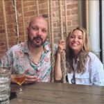 Tim Pindar, 44, e Antonia Medlicott, 49, se casaram na Espanha em 2009, mas o casamento deles não era legalmente vinculativo