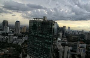 Prevê -se que as nuvens espessas sem chuva cobrirão algumas cidades na Indonésia, Rob Flood Hantui 18 desta área Prevê -se que as nuvens espessas sem chuva cobrirão algumas cidades na Indonésia, Rob Flood Hantui 18 desta área