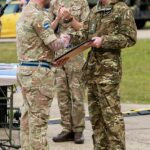 O príncipe William (foto à direita) visitou o Exército Air Corps (ACC) em Wattisham, Suffolk, como seu novo coronel