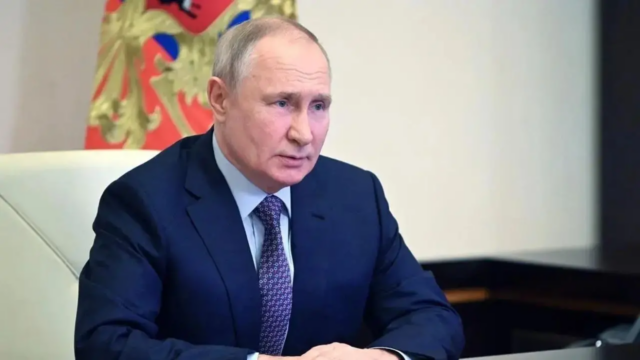 Putin conhece o ministro das Relações Exteriores do Irã no ministro das Relações Exteriores do Irã

