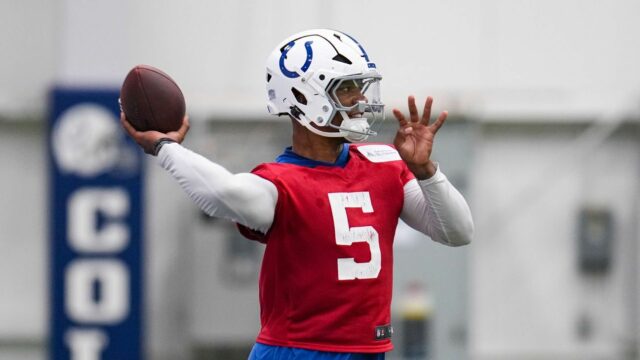 QB Richardson Colts marcados com lesões no ombro

