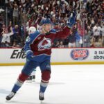 Qualificações para AVs, jaquetas azuis para Charlie Coyle Trade