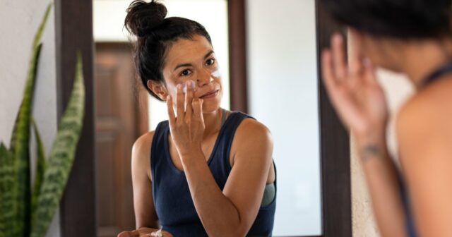 Quase 30.000 compradores dizem 'adeus às rugas' graças a este creme anti -envelhecimento de US $ 22

