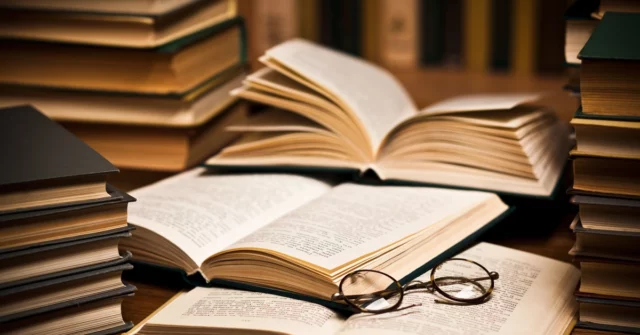 Quiz. Obra -prima -da literatura mundial. Ajuste o autor ao romance. 20/20 Somente o lema da contabilidade ficará

