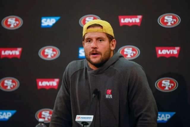 Nick Bosa (97) de San Francisco 49ers fala durante uma conferência de imprensa no estádio Levi's em Santa Clara, Califórnia, na quarta -feira, 4 de junho de 2025 (Shae Hammond/Bay Area News Group)