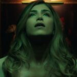 Red Band Bone Lake Trailer provoca um feriado de casais muito excitado e muito sangrento