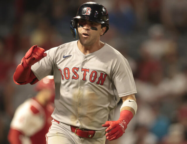 Red Sox Faça os movimentos da lista, chame inferido para Marcello Mayer

