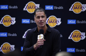 Relatório: Lakers conectado ao Centro Veterano na agência gratuita NBA Relatório: Lakers conectado ao Centro Veterano na agência gratuita NBA