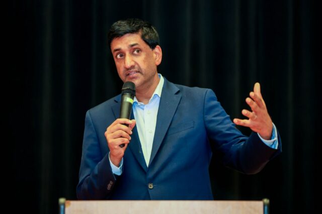 Rep. Ro Khanna, sindicatos locais condenam decisões federais

