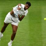 Rips franceses Wimbledon-Record de 153 mph serve
