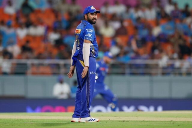 Rohit Sharma, PBKS vs MI IPL 2025 Sinais do capacete do companheiro de equipe após se qualificar 2 (relógio)

