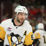 Rumores da NHL: apesar das perguntas em torno do futuro, o ícone da franquia Penguins de US $ 36.600.000 continua a ser 'imóvel'