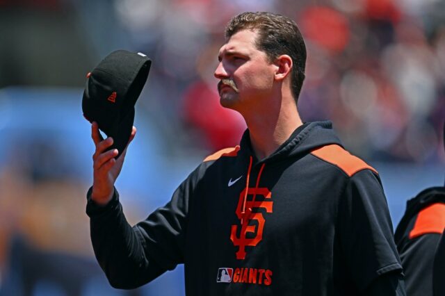 SF Giants Opção Hjelle para Triple-A, lembre-se de Carson Seymour de Sacramento

