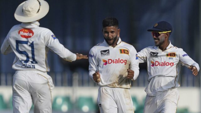 SL vs. Ban, 2 Teste: Sri Lanka Bowles Limite Bangladesh a 220 por oito em tocos por dia 1 

