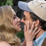 Scarlett Johansson explica para beijar Jonathan Bailey duas vezes no tapete vermelho: "Eu tenho muito amor a dar"
